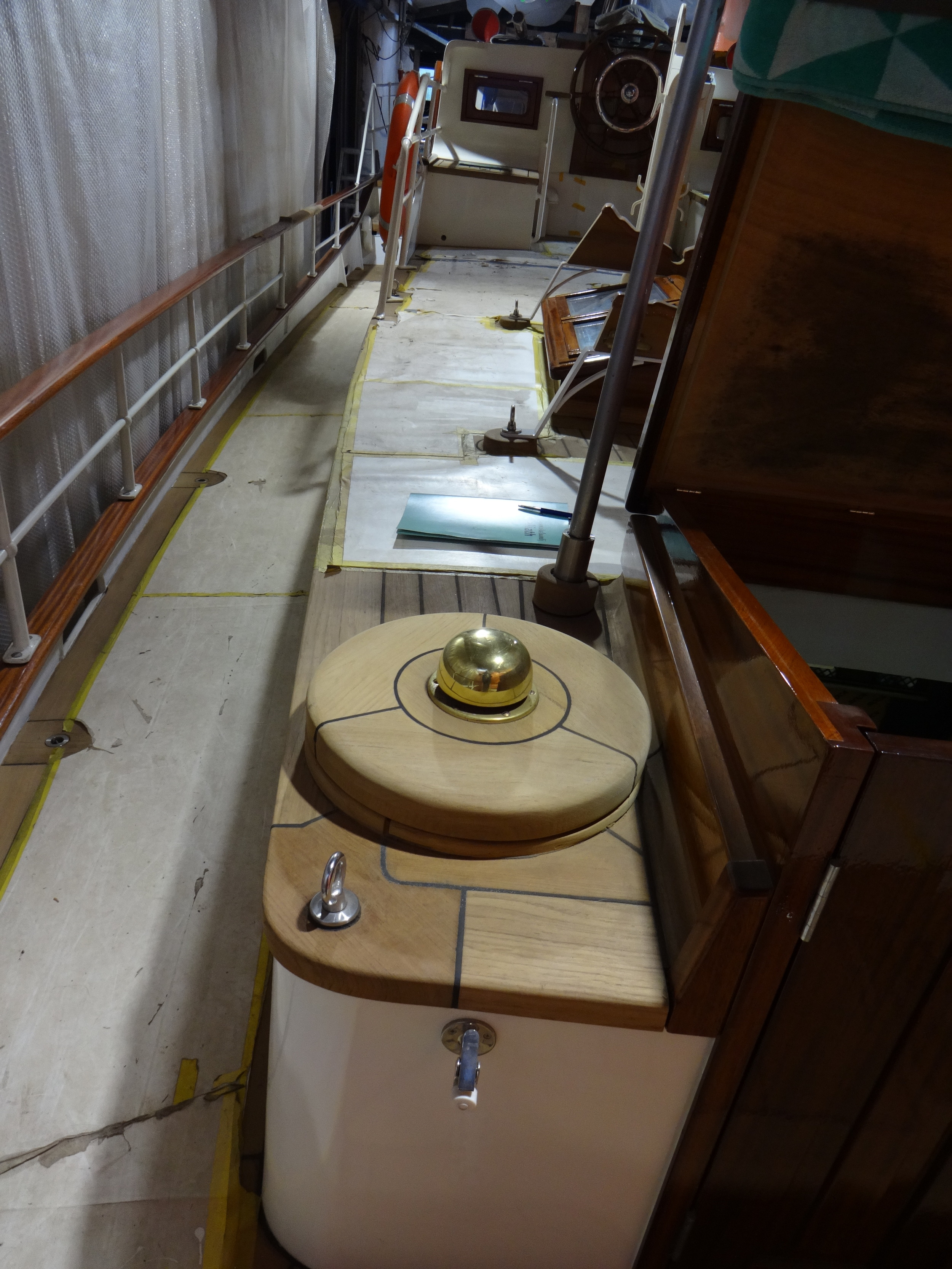 De Vries Lentsch Bakdeksalonkruiser 18.00