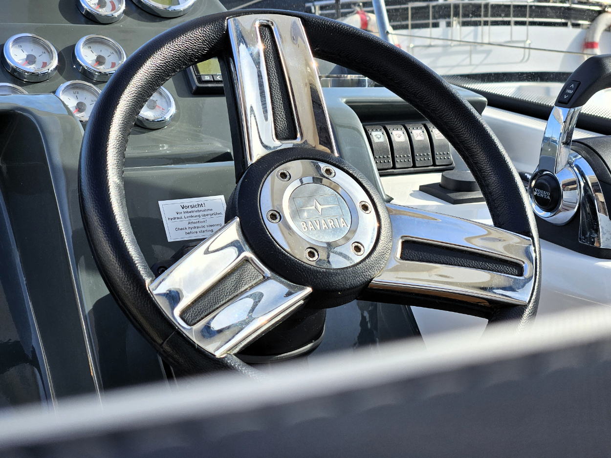 Bavaria S 40 HT