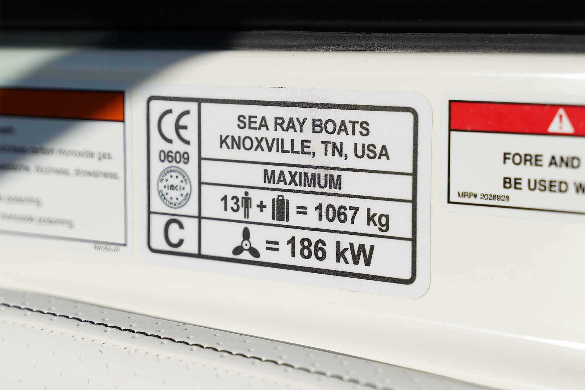Sea Ray SPX 230 Outboard