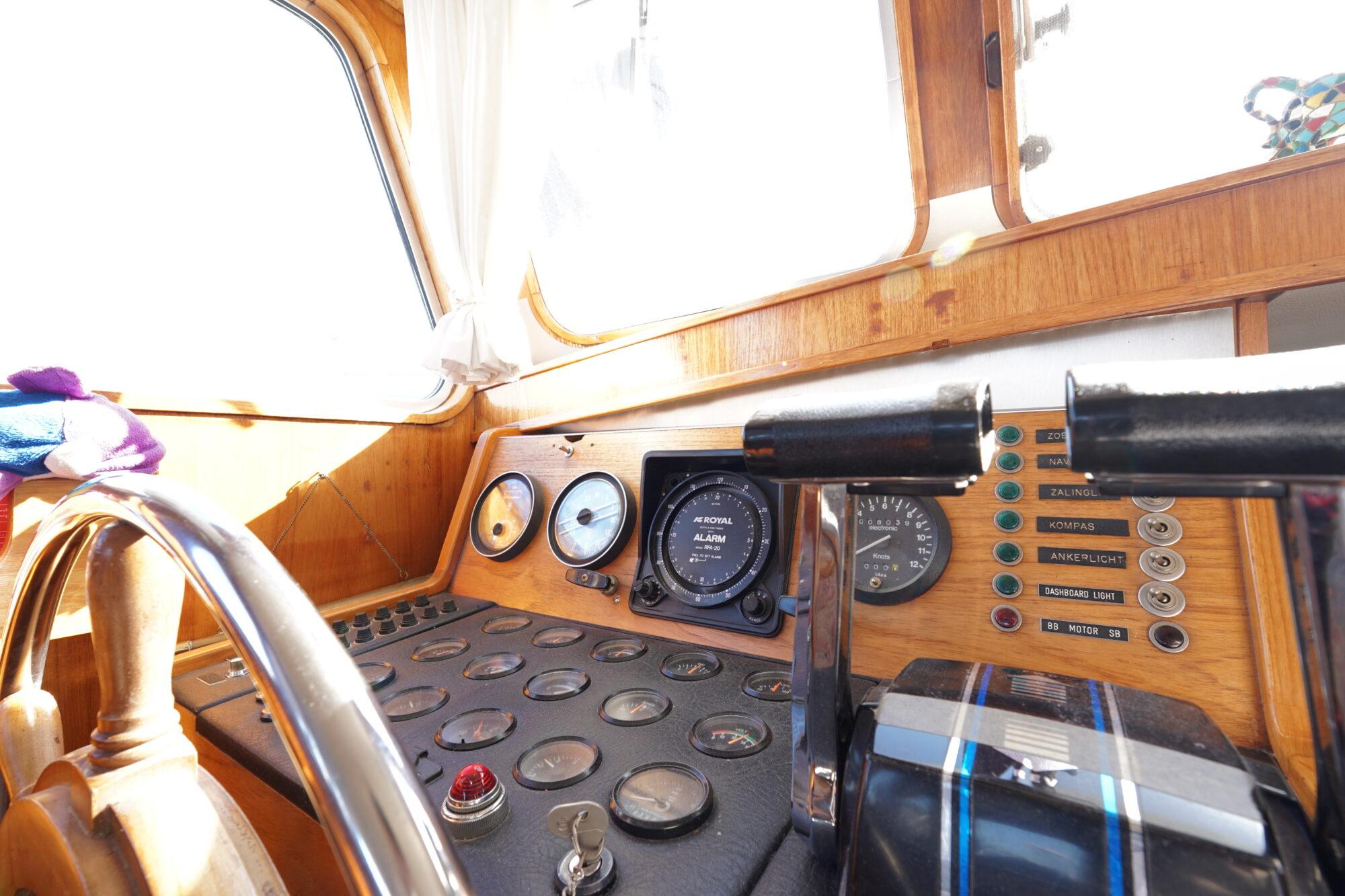 Pieter Beeldsnijder Pieter Beeldsnijder Rondspantkotter 12.85 AK