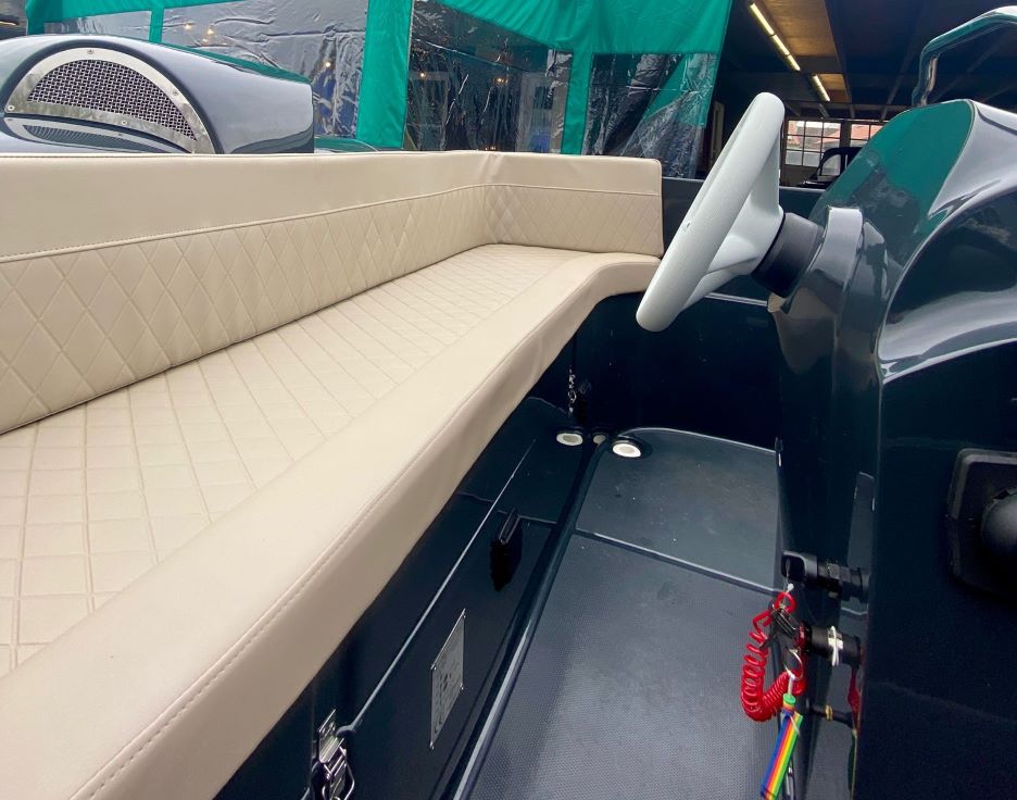 Oud Huijzer 600 Tender