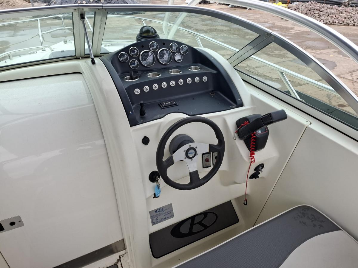 RANCRAFT RM-Yacht Ranieri RV-25 Console boat