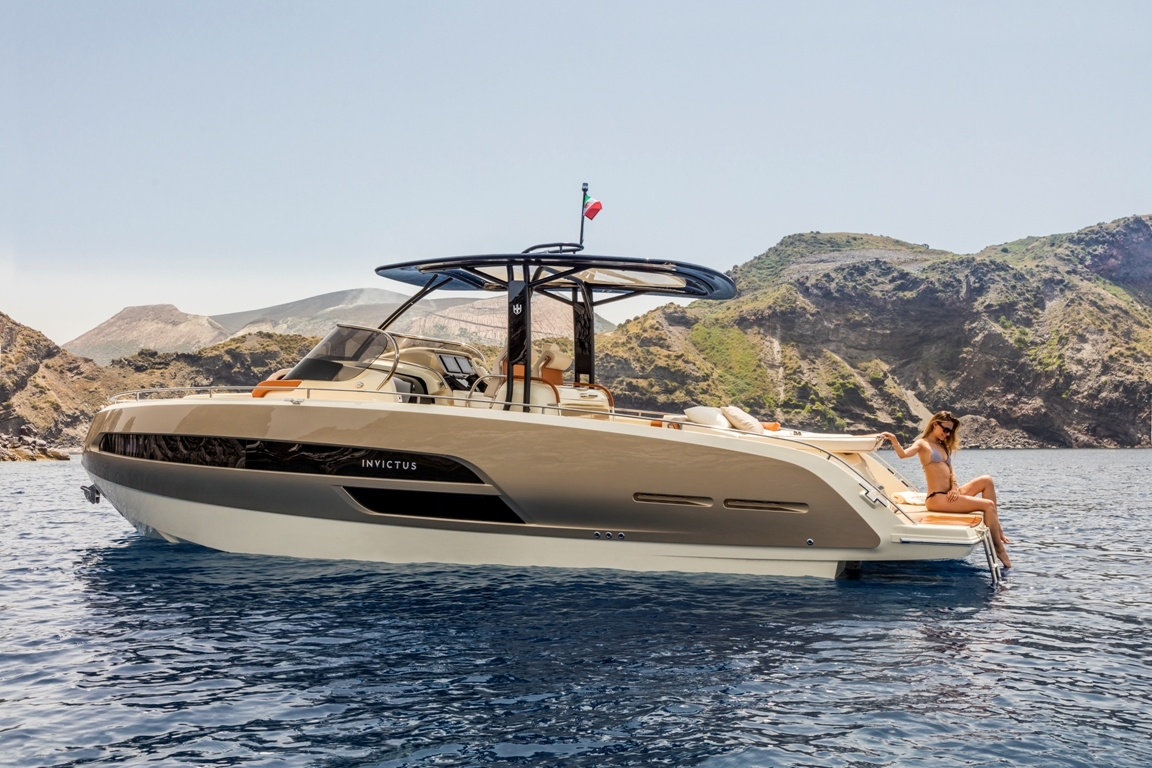 Invictus yachts Invictus 320 gt
