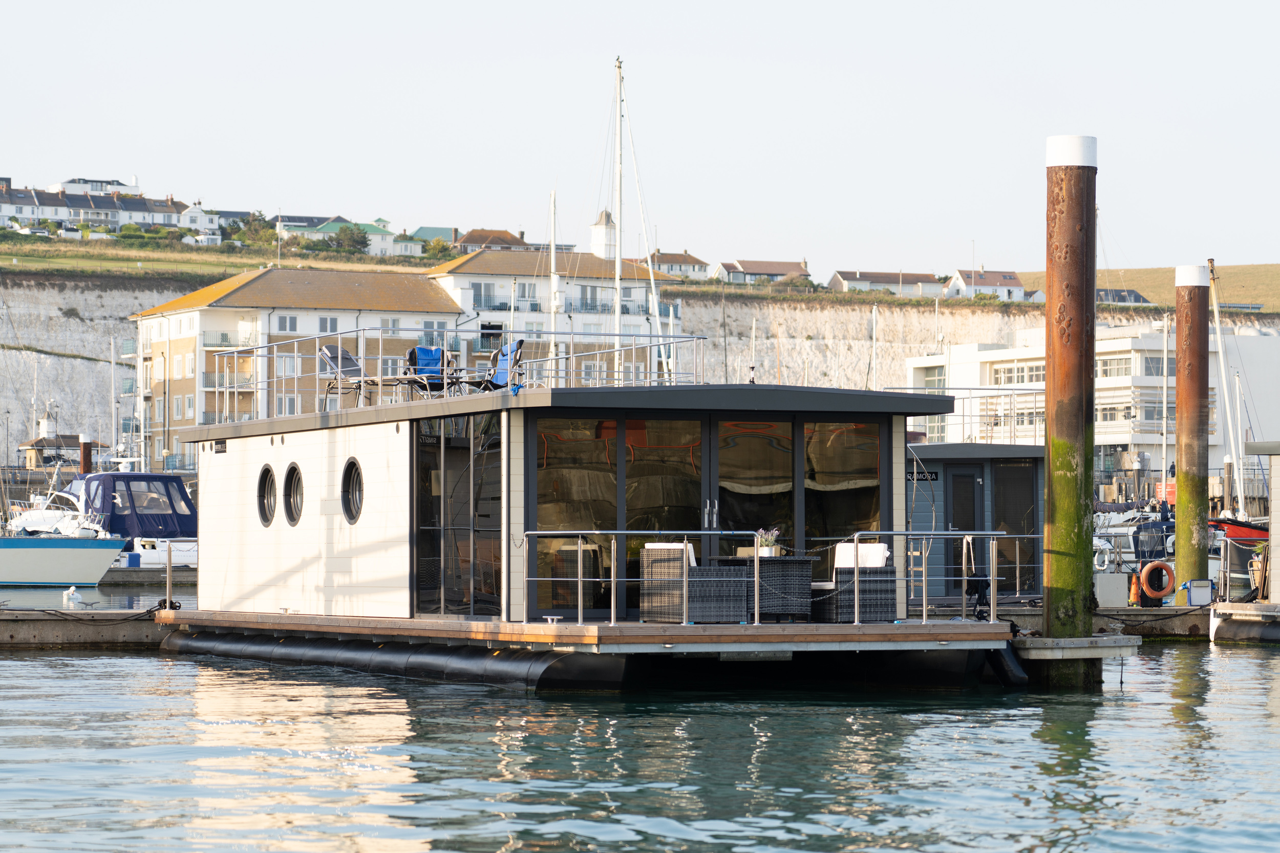 La Mare Houseboat Apartboat XXL - NEW