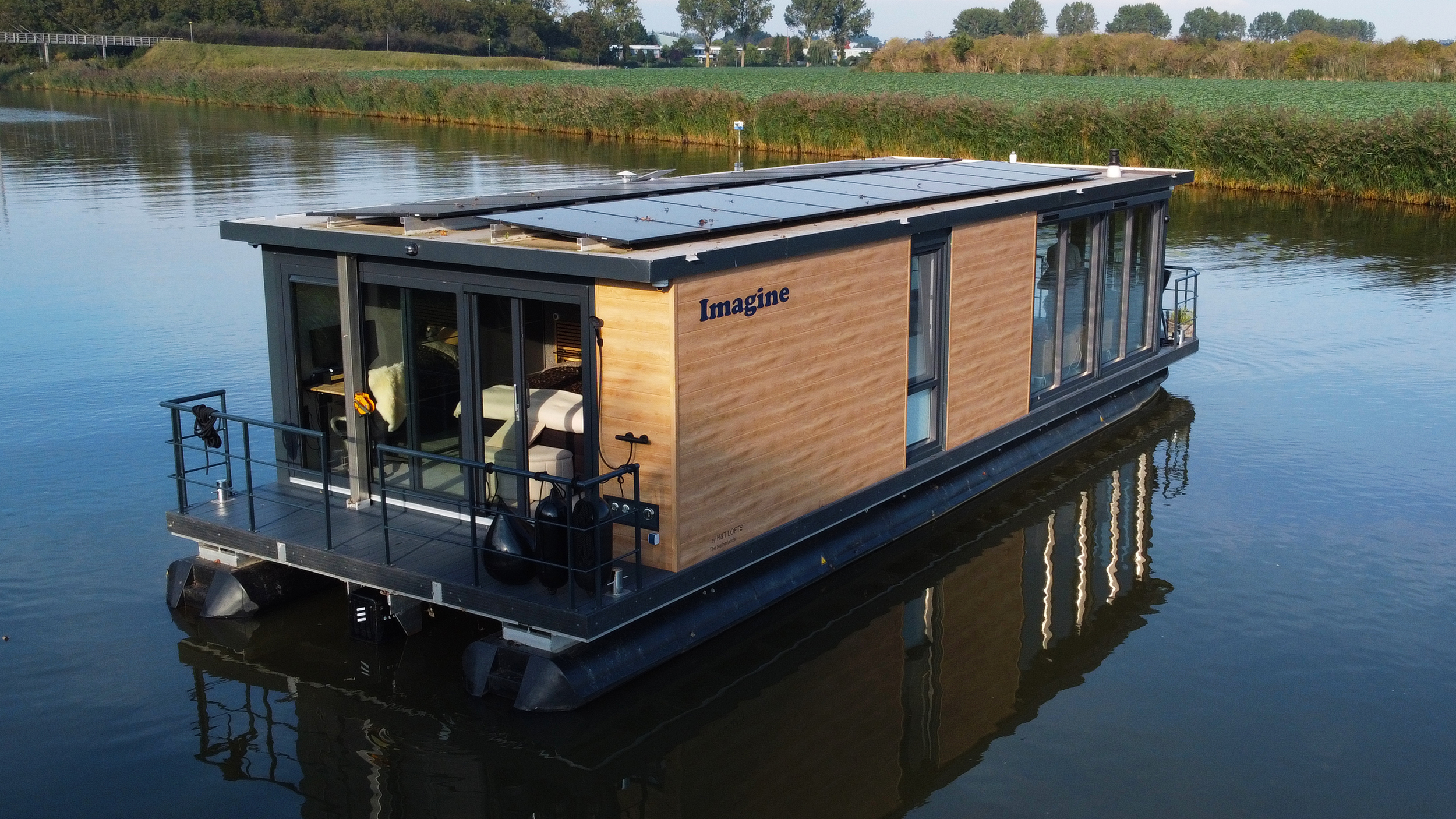 HT-Lofts Houseboat 15m Electric Propulsion