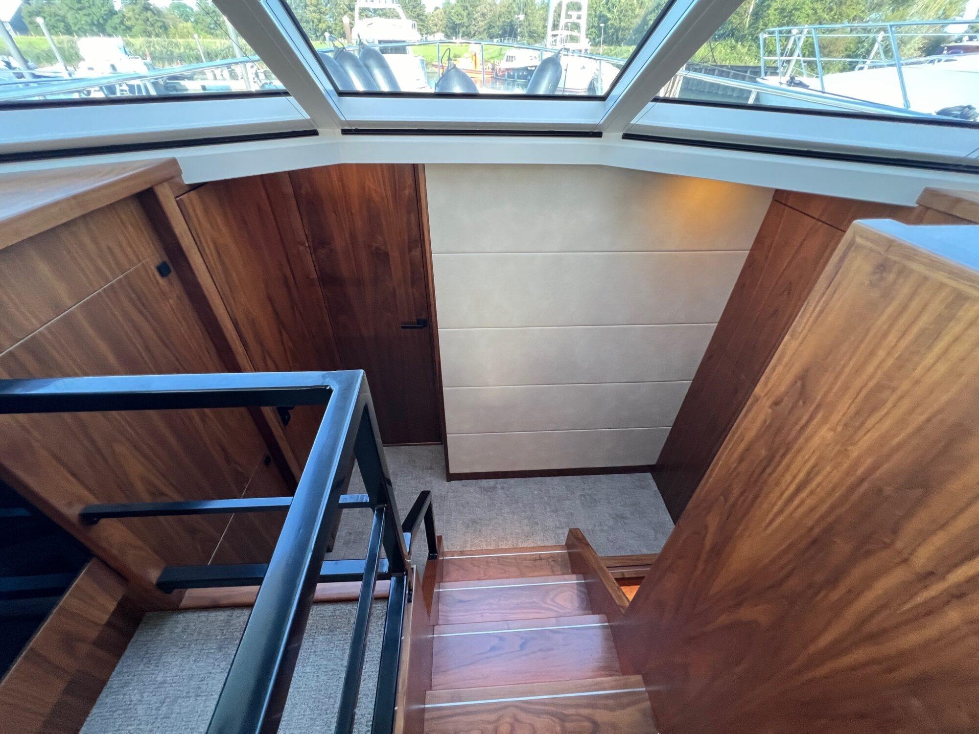 Van den Hoven Van den Hoven Executive 15.00 MK II