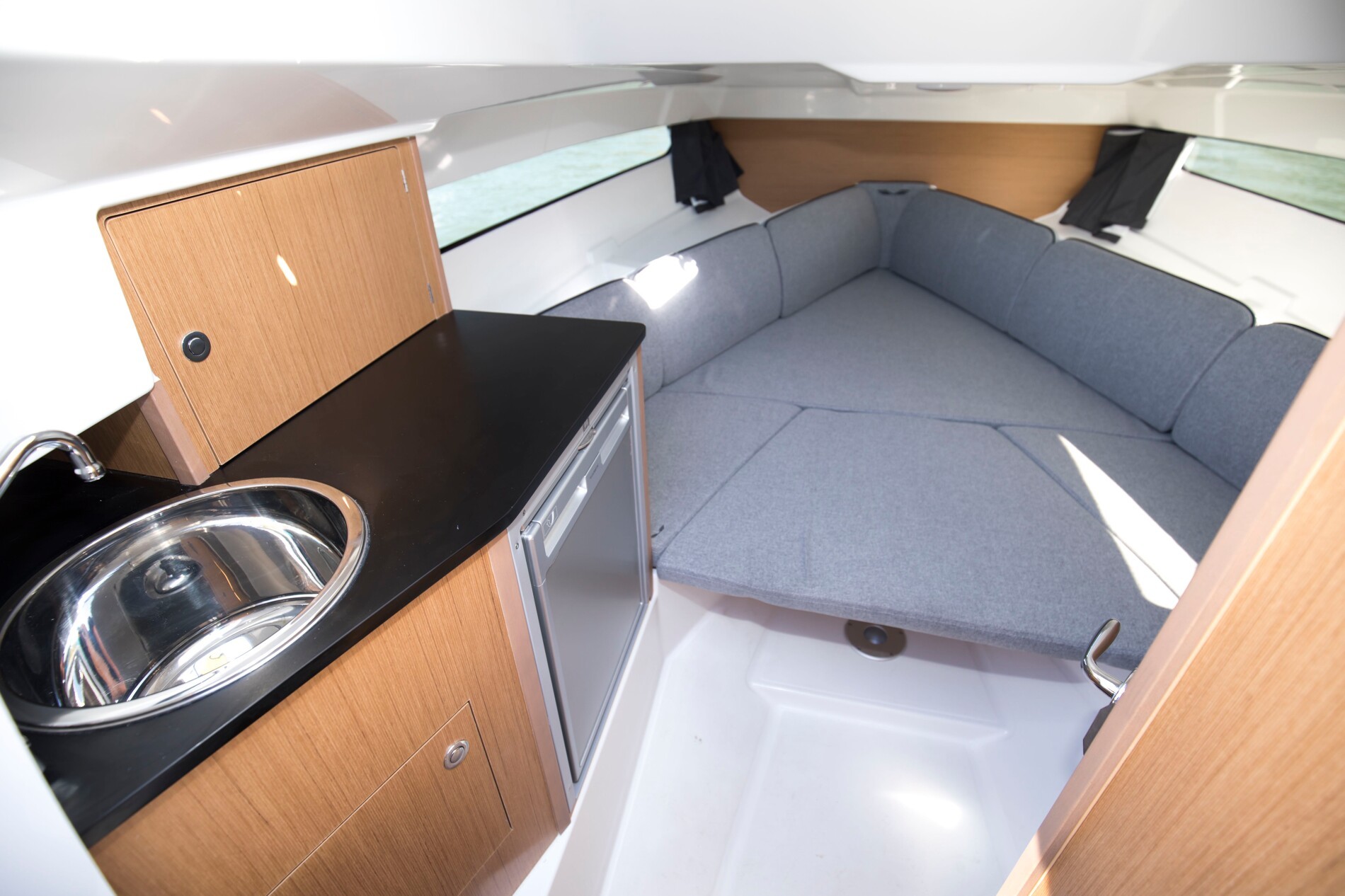 Beneteau Flyer 8 SUNdeck