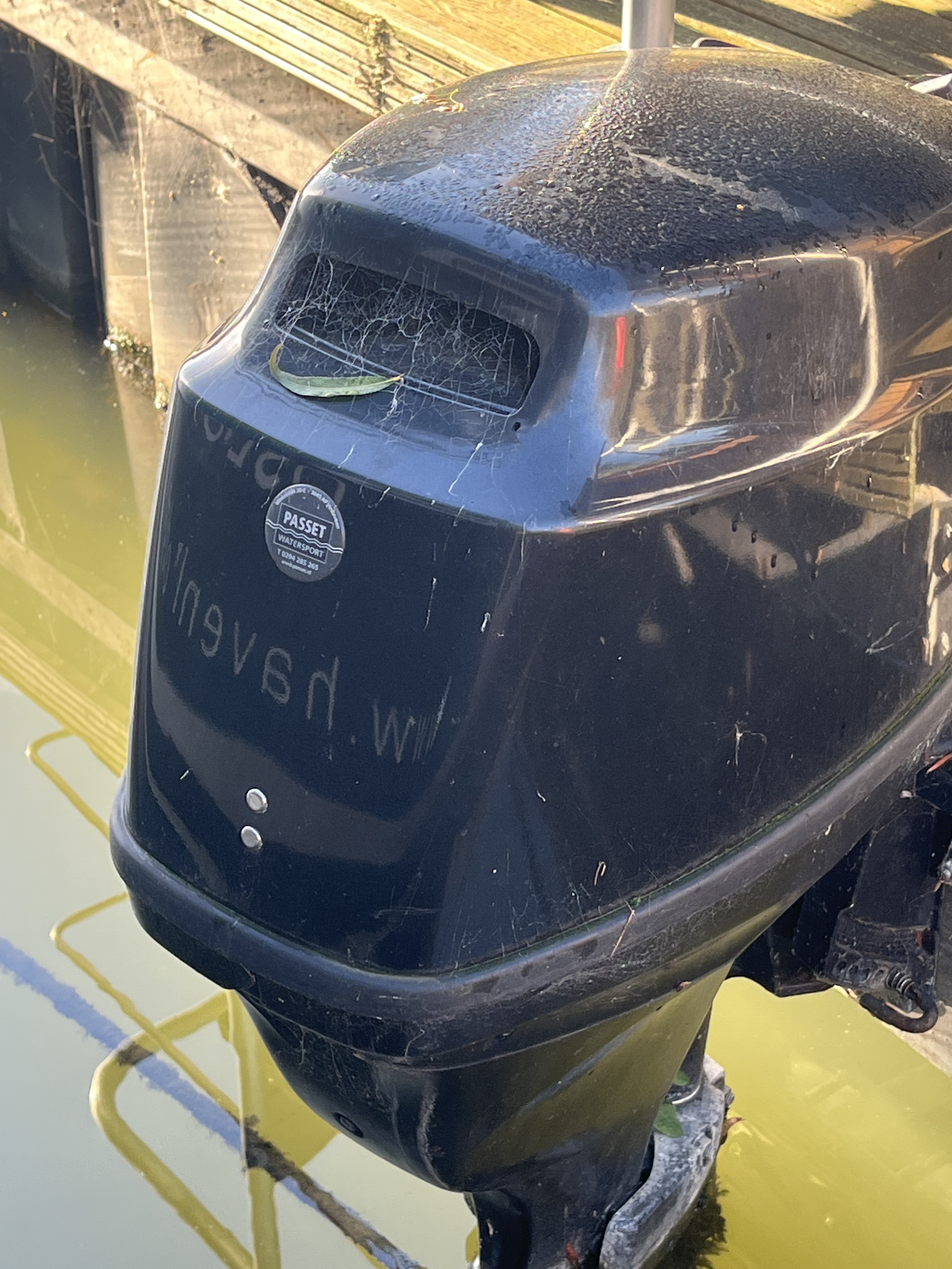 La Mare Apartboat (houseboat)