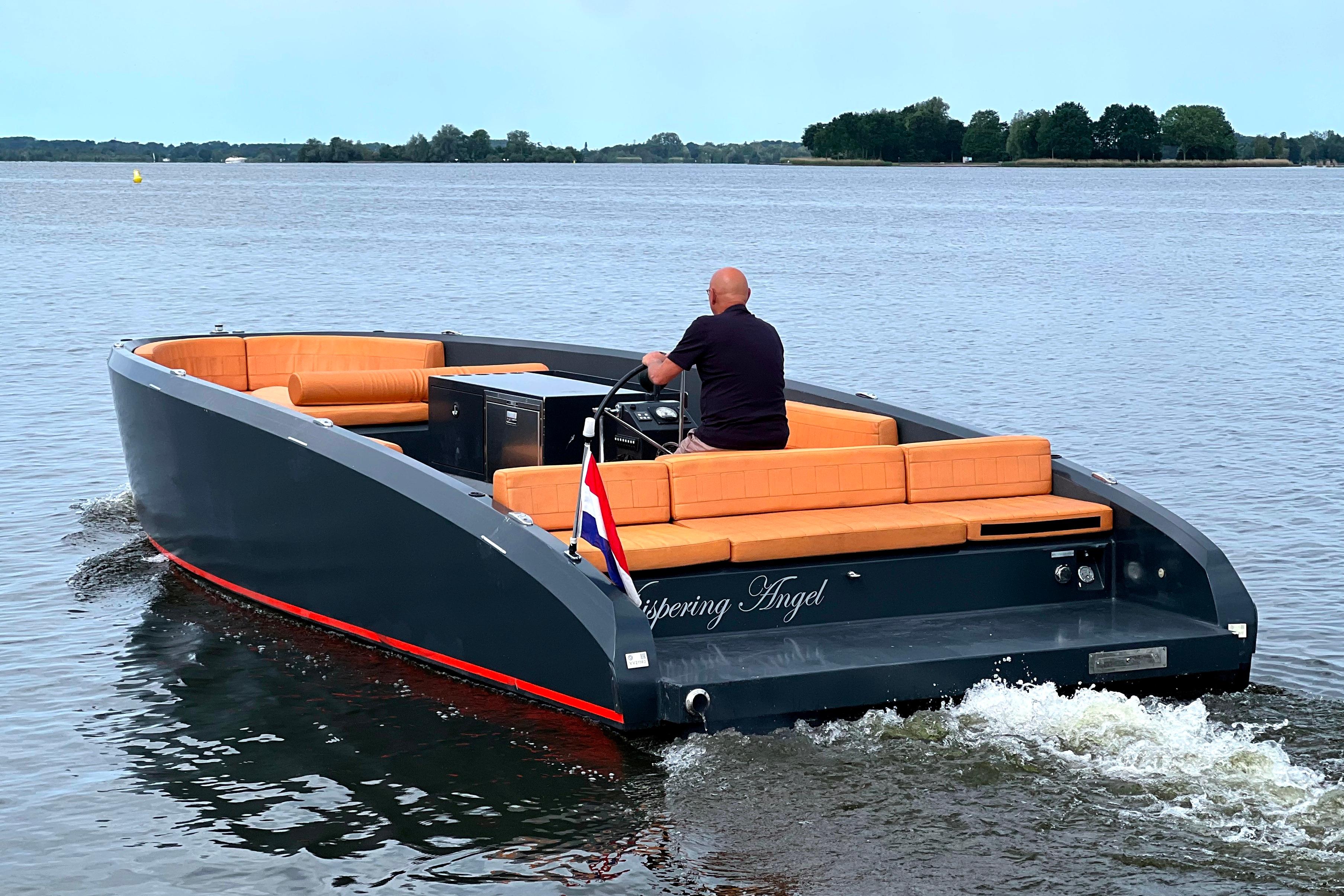 Tender Chapman 935