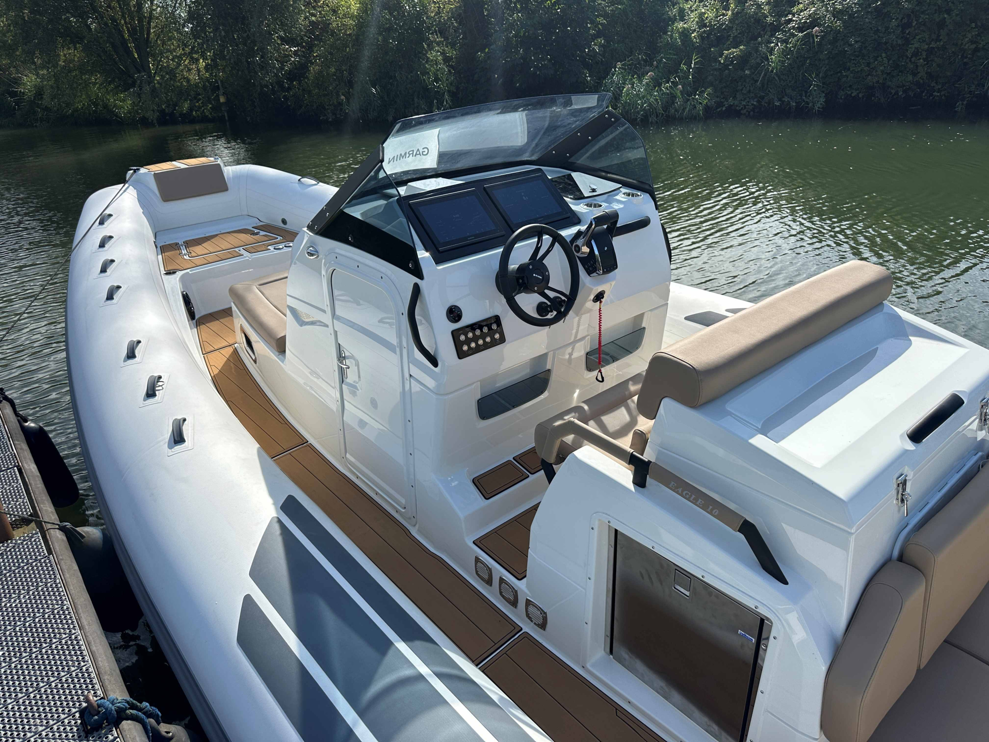 Brig Ribs AANBIEDING - Brig Eagle 10 met 2x Mercury Verado 300 pk op voorraad!