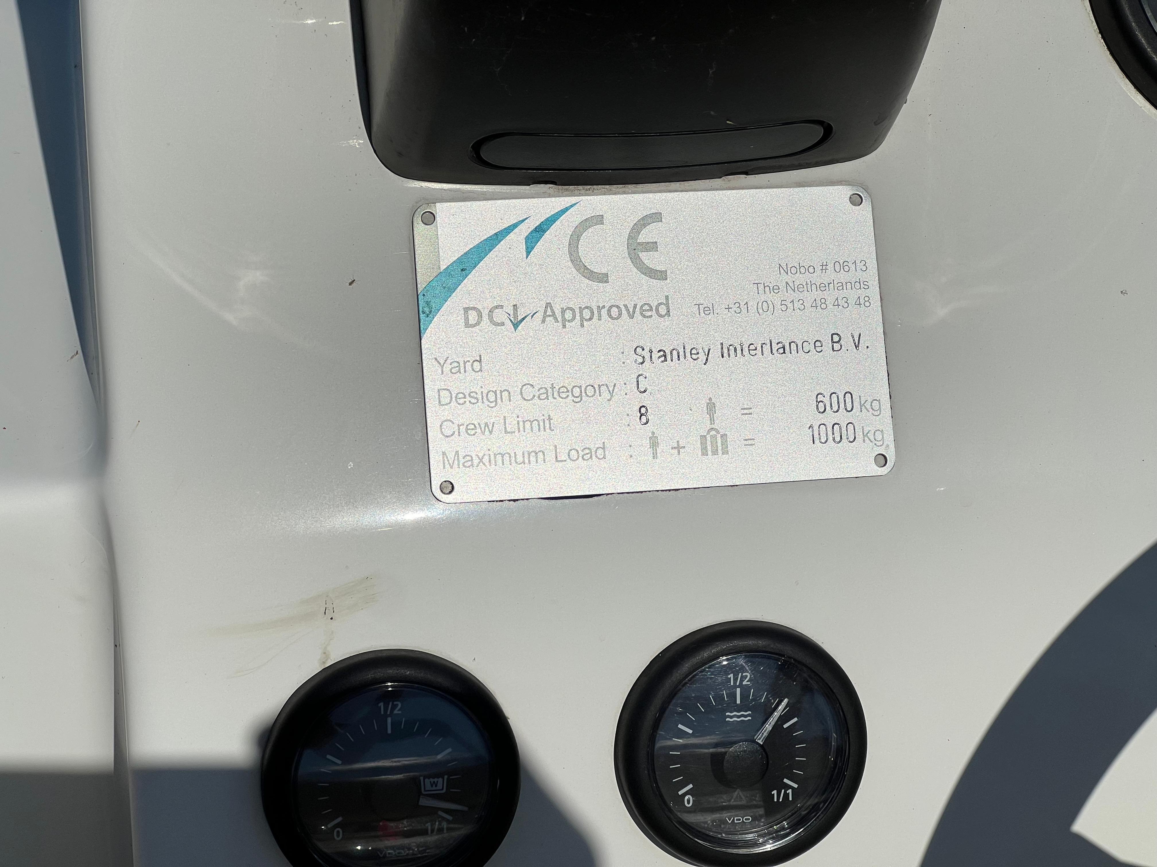 Center Console Blackfish Crossover 900