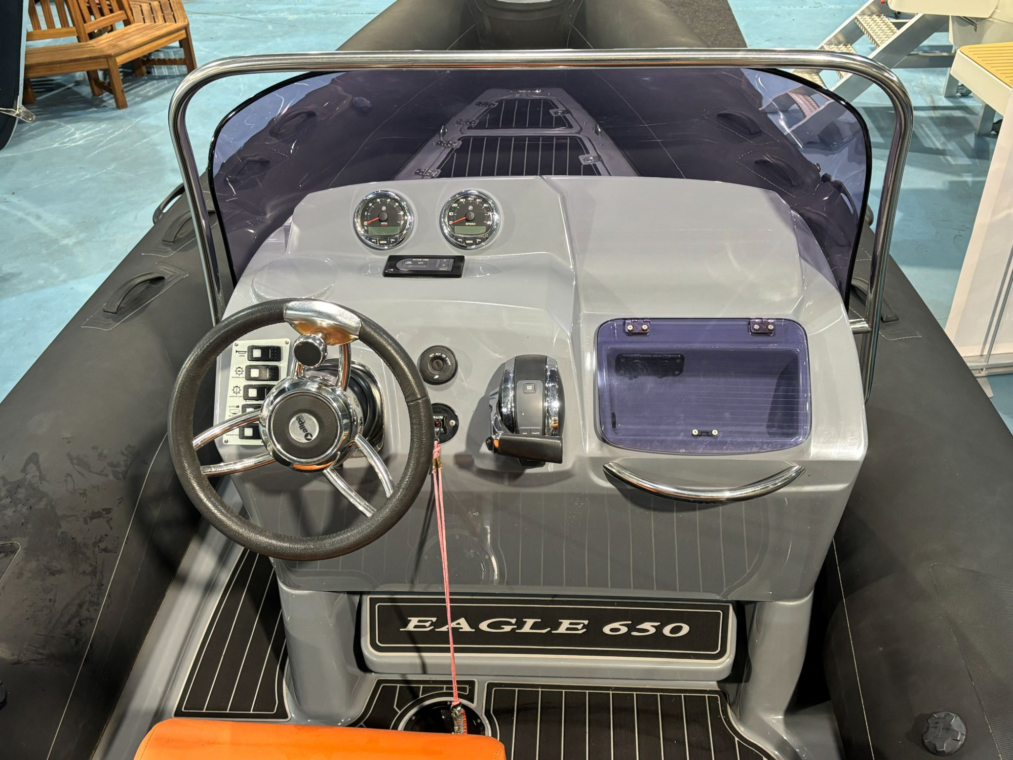 Brig Ribs Brig 650 met een mercury 225 pk bouwjaar 2019