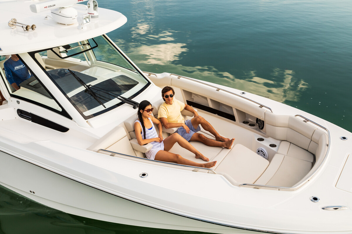 Boston Whaler 350 Realm