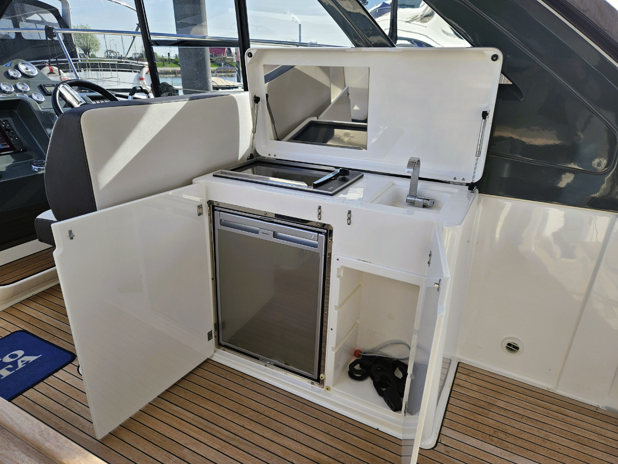 Bavaria S 40 HT