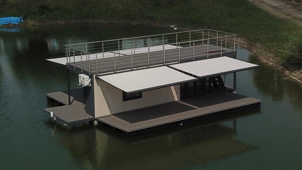 Shogun Mobile Houseboat