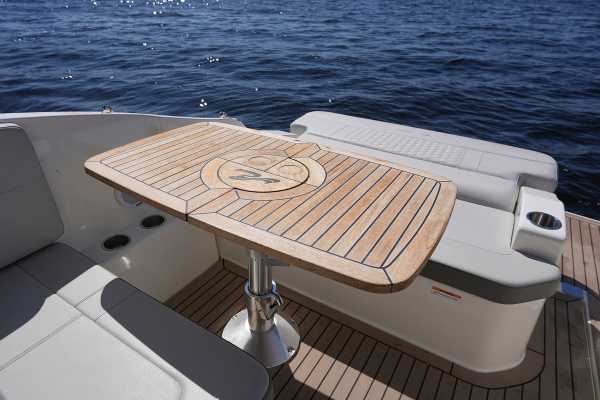 Sea Ray Sundancer 265