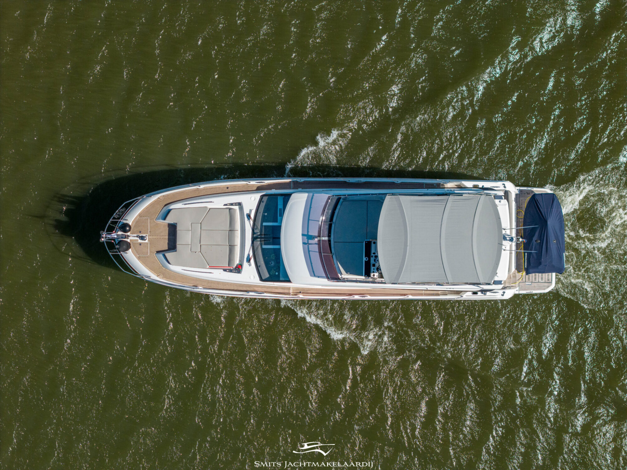 Prestige 590 Flybridge
