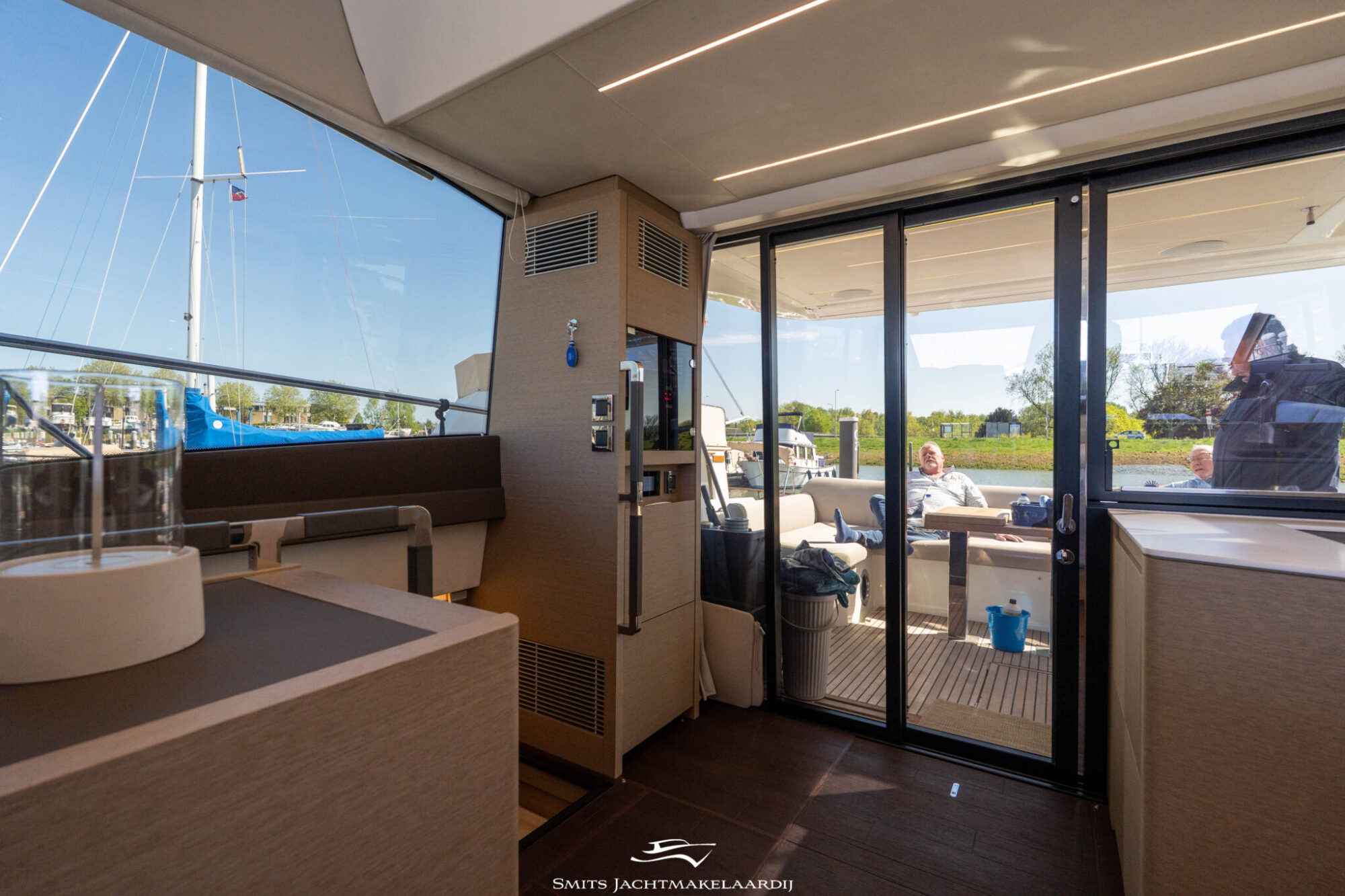 Prestige 590 Flybridge