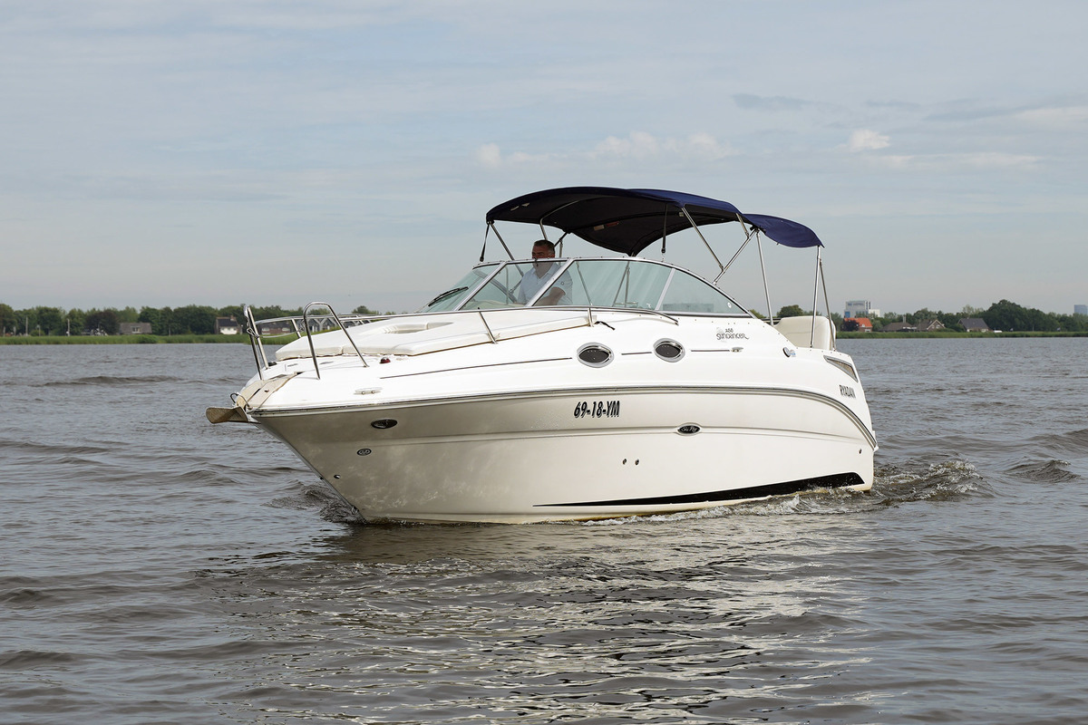 Sea Ray 255 Sundancer