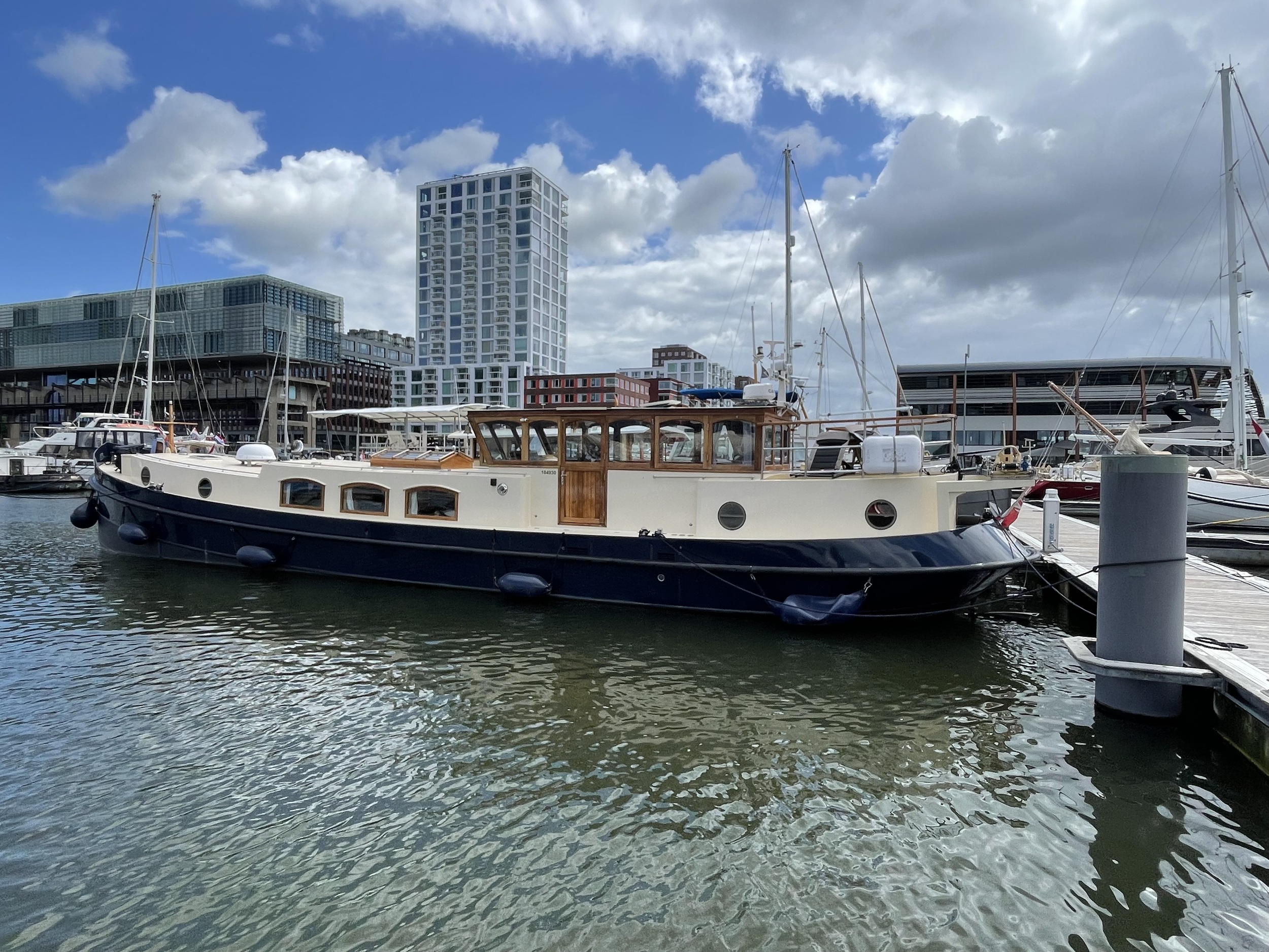 Aqualine Voyager 65 Ft