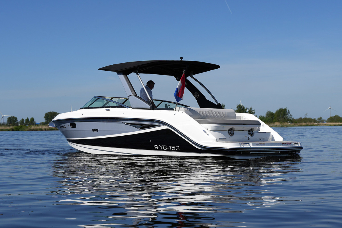 Sea Ray SLX 280