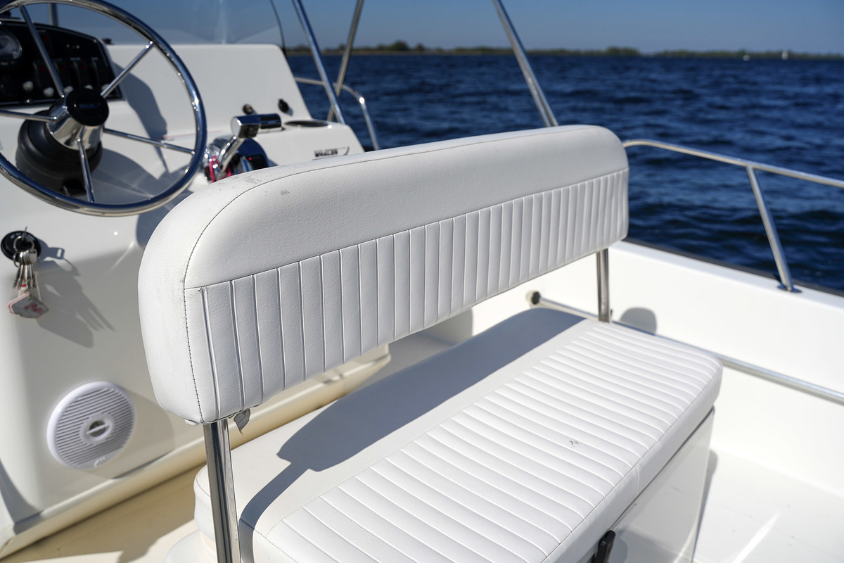 Boston Whaler 190 Montauk