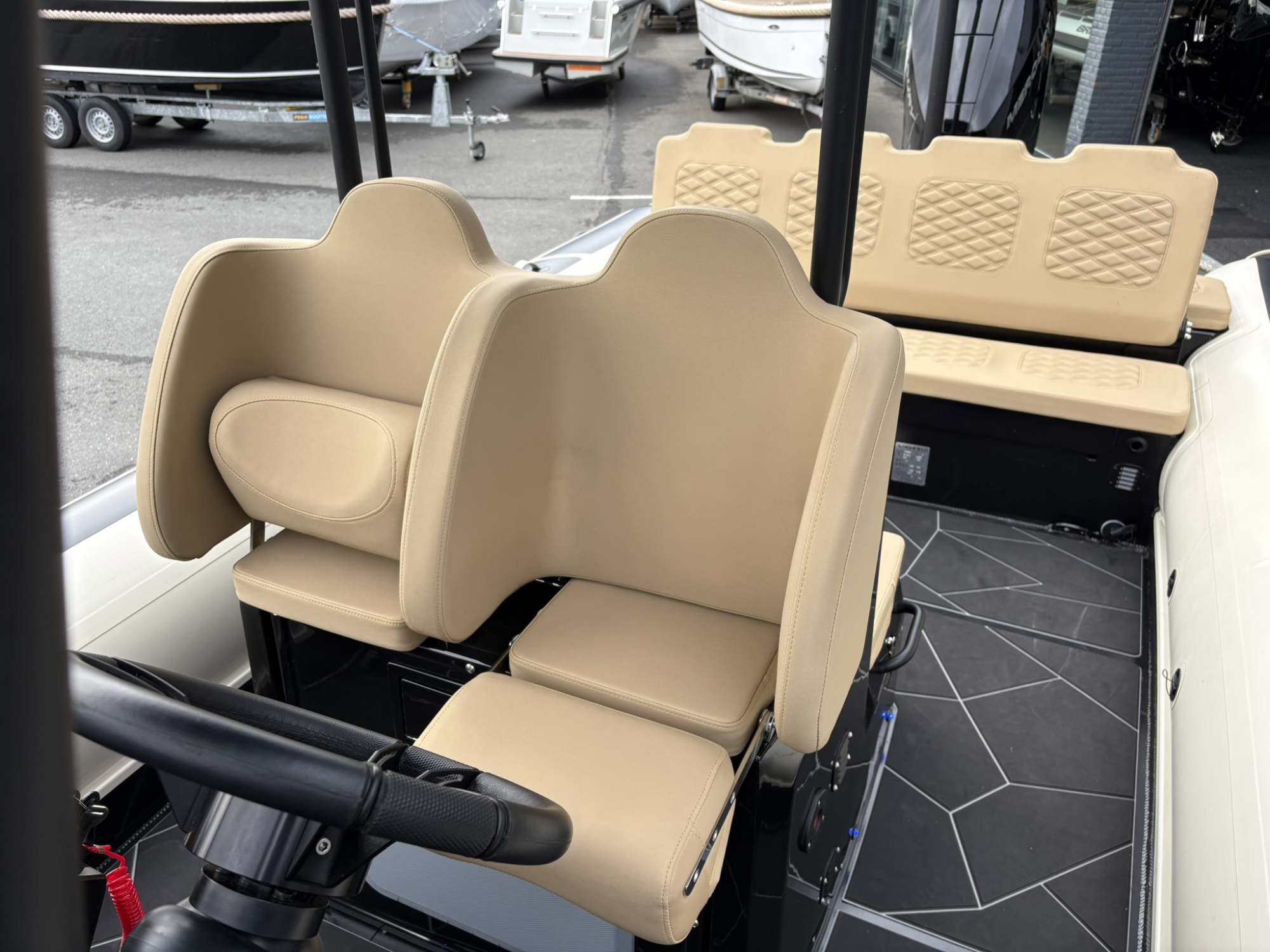 Highfield AANBIEDING -  Sport 800 met Mercury 350 pk V10 op voorraad!