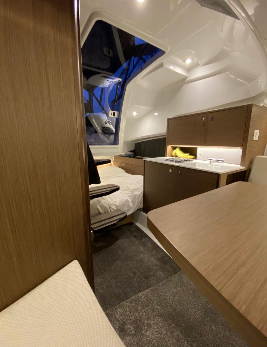 Jeanneau Cap Camarat 9.0 Walk Around