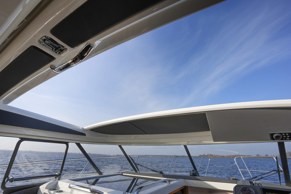 Marex 330 Scandinavia (2024)