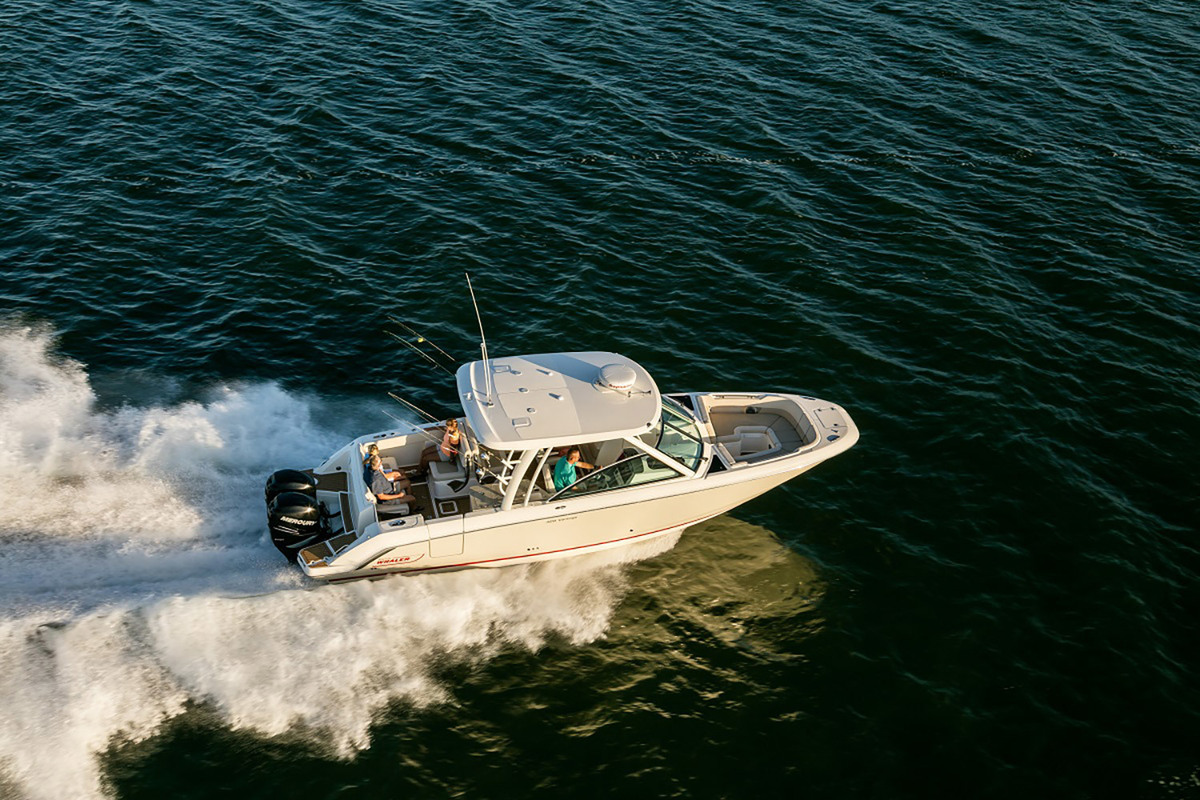 Boston Whaler 320 Vantage
