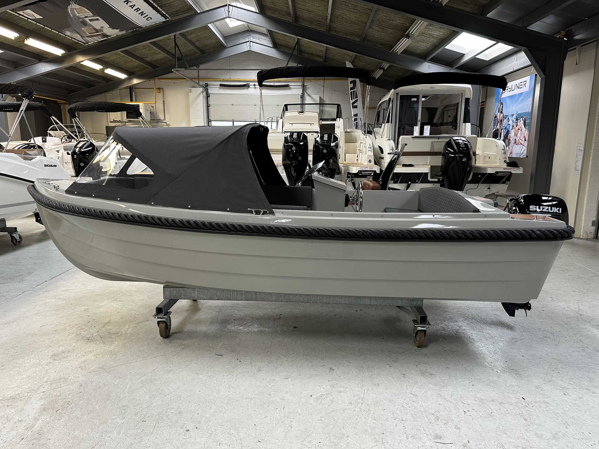 4-family 490 de Luxe