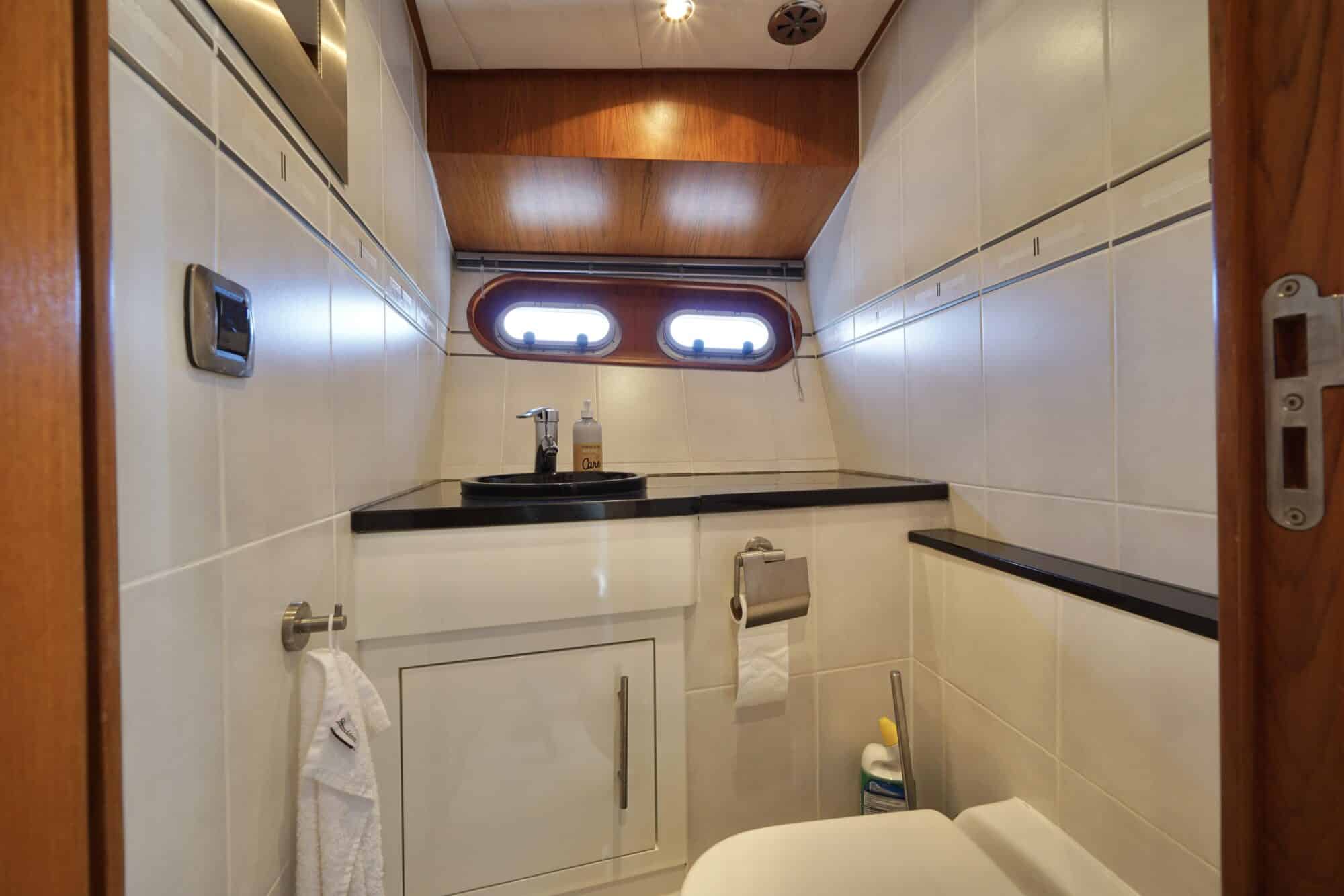 Van den Hoven Exclusive 18.00 VS