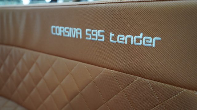Corsiva 595 Tender