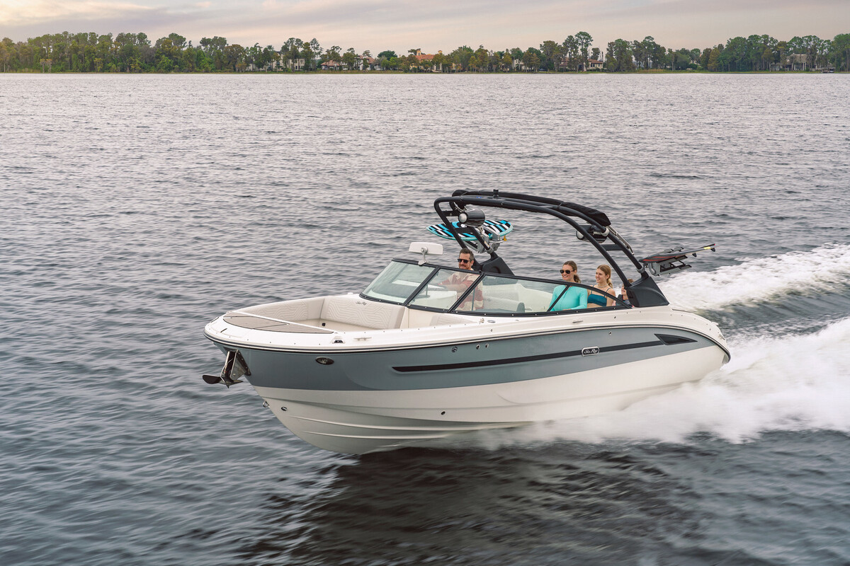 Sea Ray SDX 270 Surf