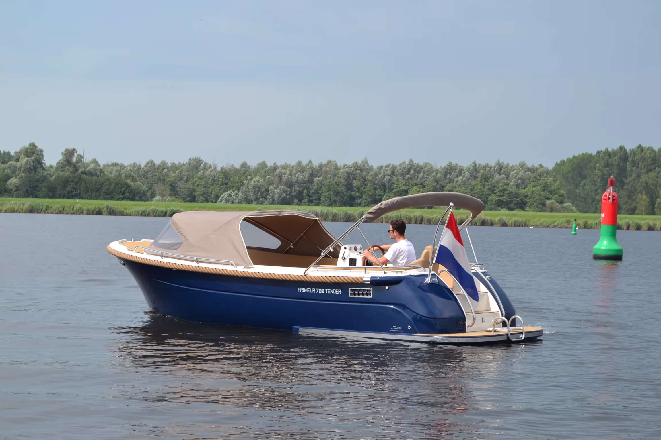 Primeur 700 Tender
