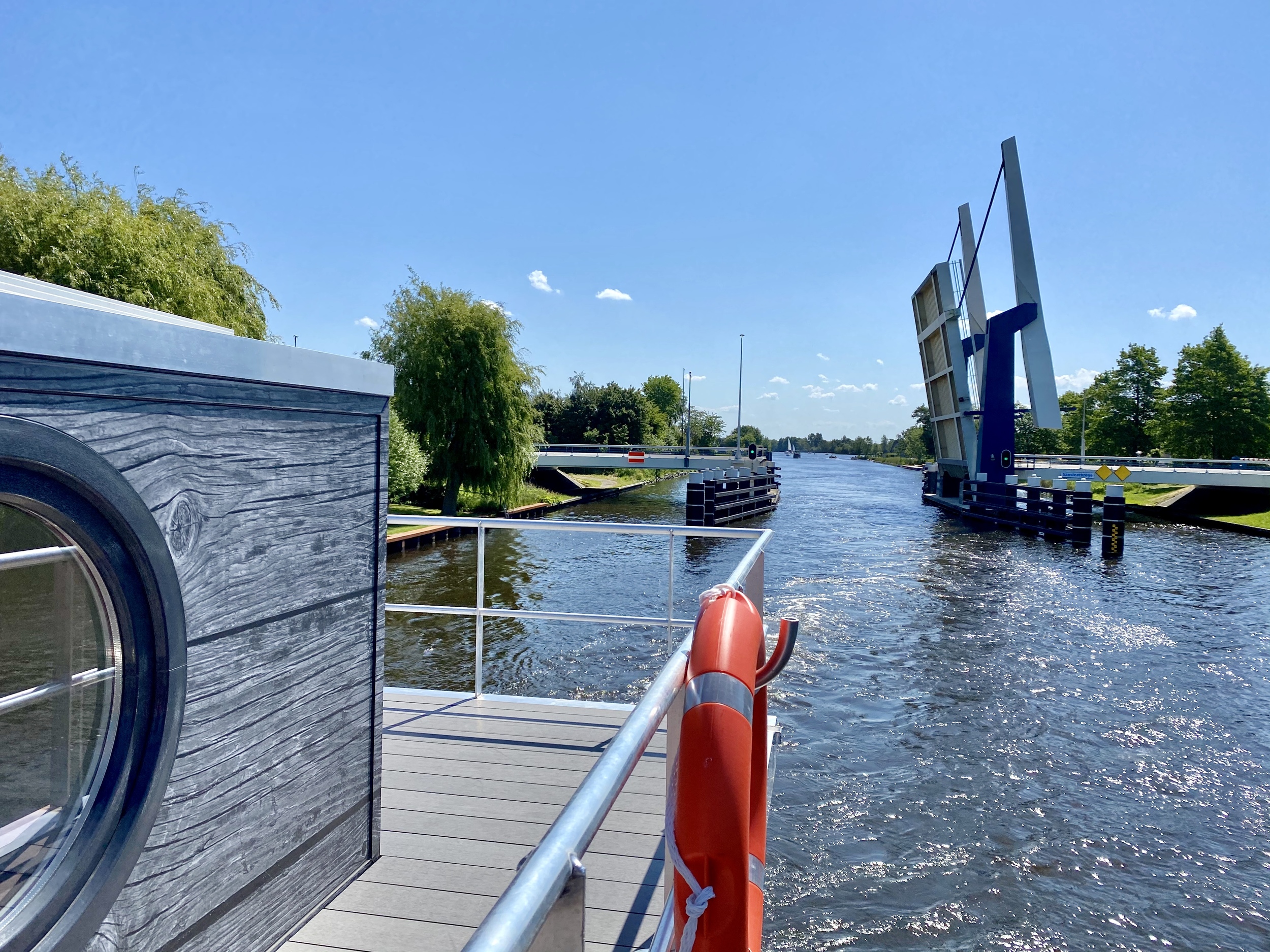 VaarAppartement 'Black Pearl' Houseboat - Panoramahut