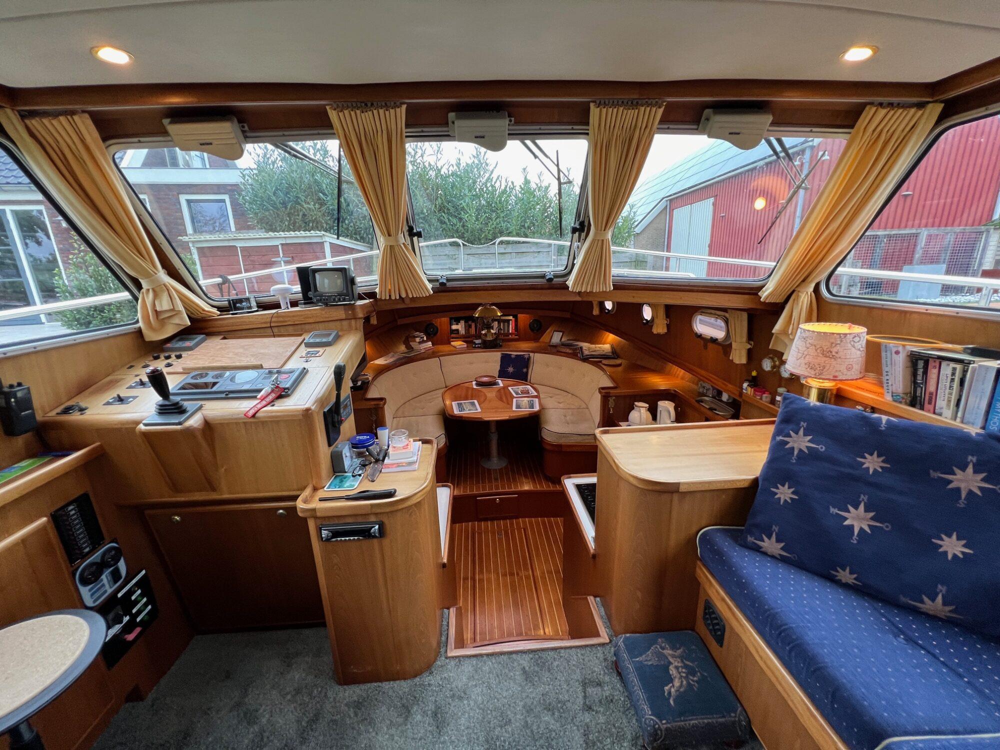 Vripack Vripack Spiegelkotter 12.00 AK Cabrio