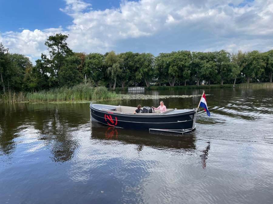 VanVossen 700 cabine sloep 