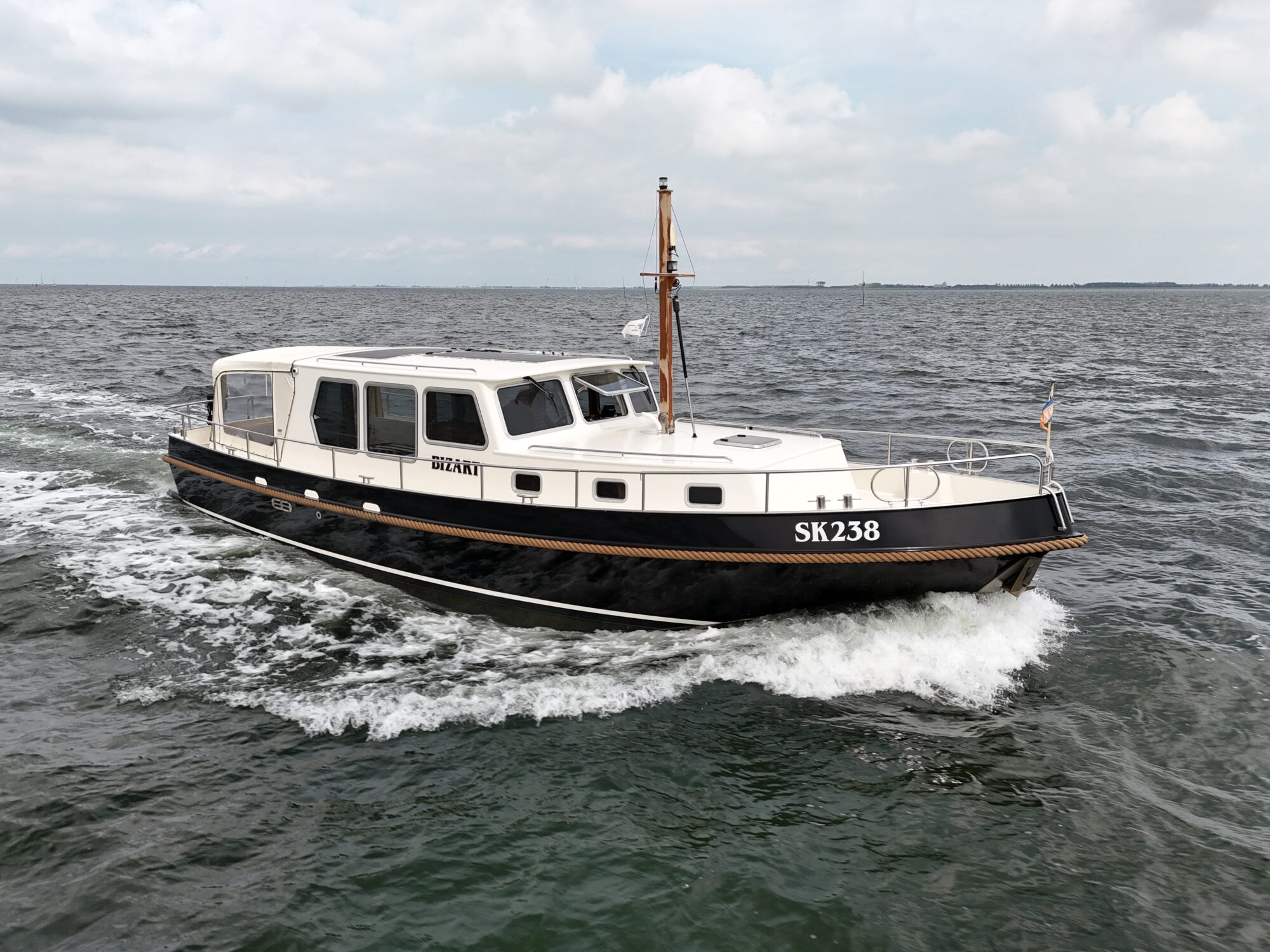 SK Kotter 12.50 Sedan