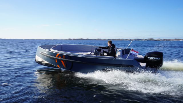 Van Vossen Sport R 700 XL PAASSHOW 3, 4 & 6 APRIL! 🥂