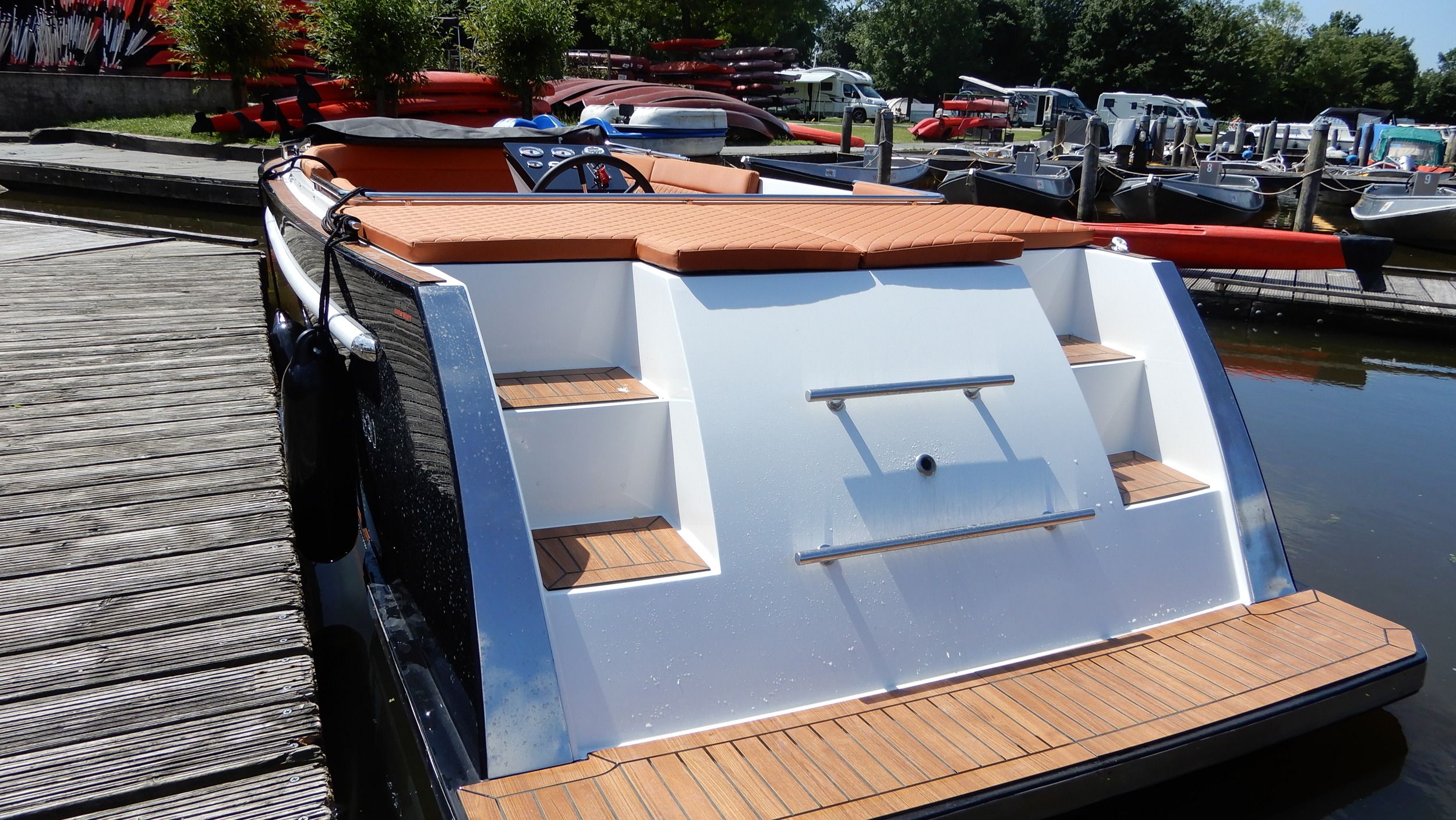 Maxima 630 tender
