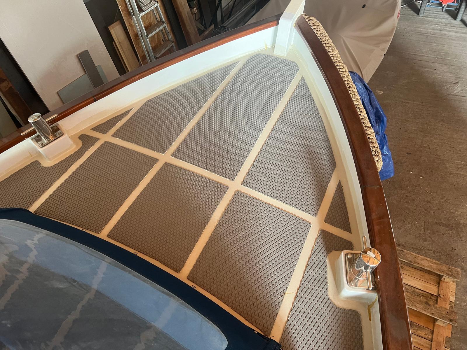 Overnaadse Sloep 750