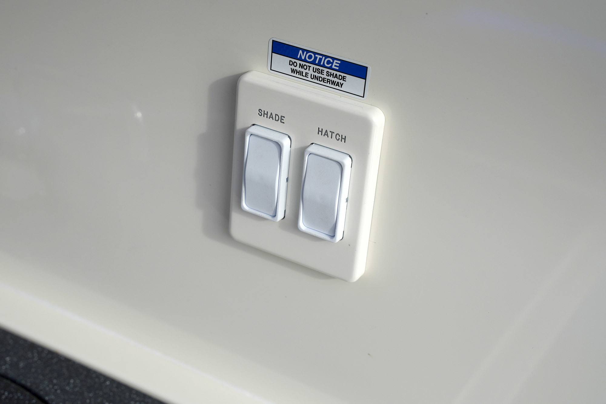 Sea Ray Sundancer 320