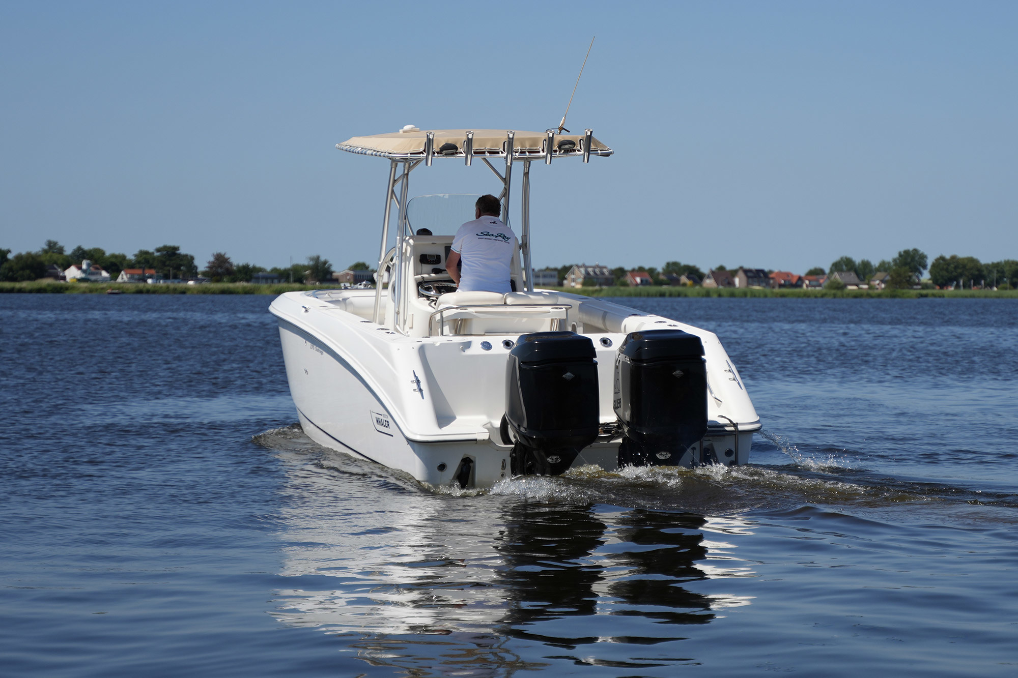 Boston Whaler 270 Outrage