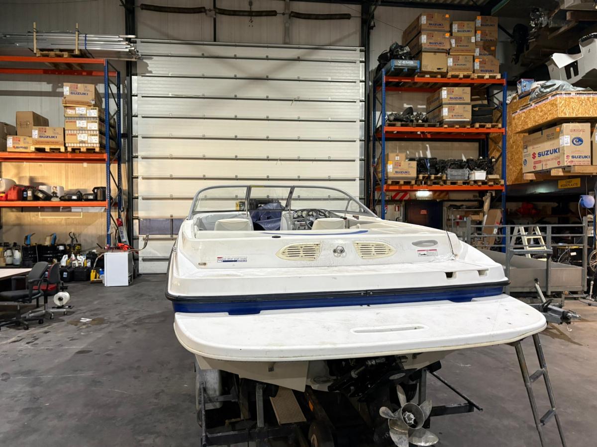 Bayliner 195 Bowrider Sport uitvoering