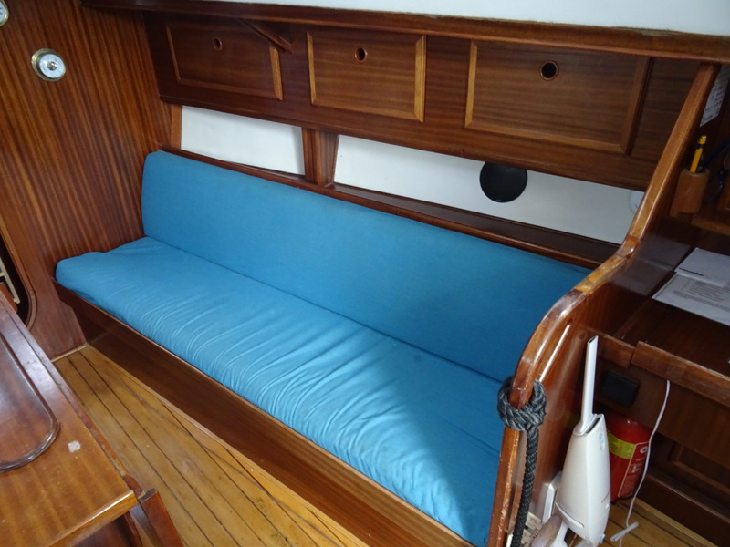 Van de Stadt 30 Vita