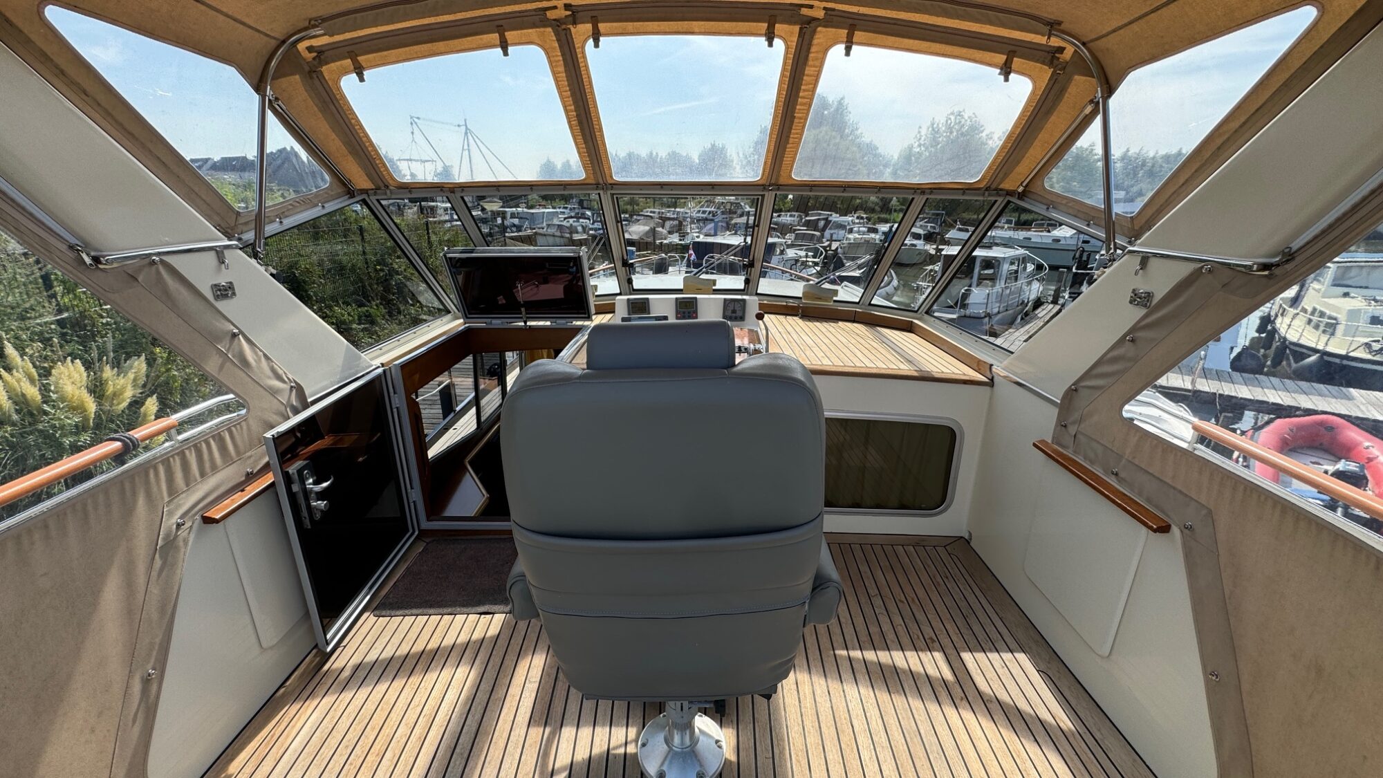 Nowee Caprice 13.00 AK Cabrio