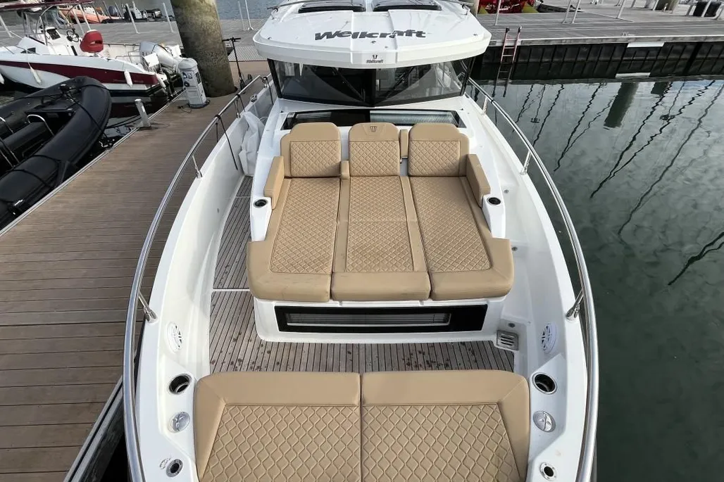 WELLCRAFT 355 Explorer