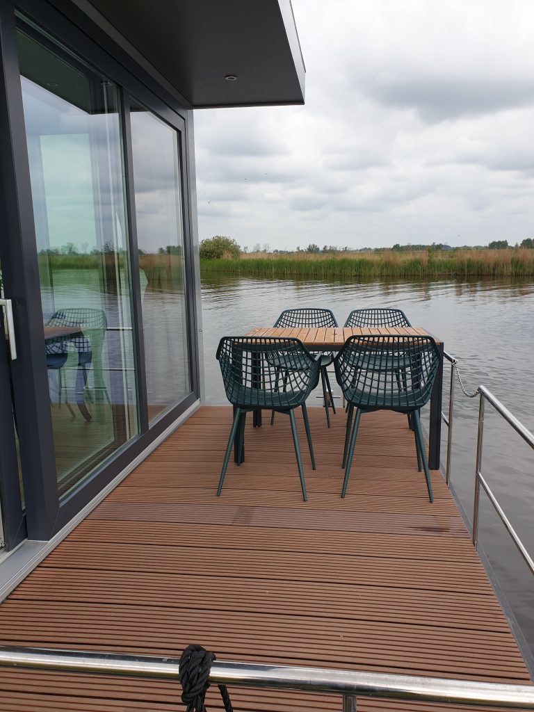 Houseboat Friesland 12.75 X 4.50 (inboard Engine)