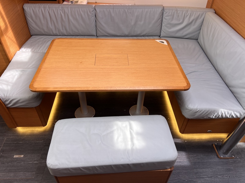 Dufour 430 GL